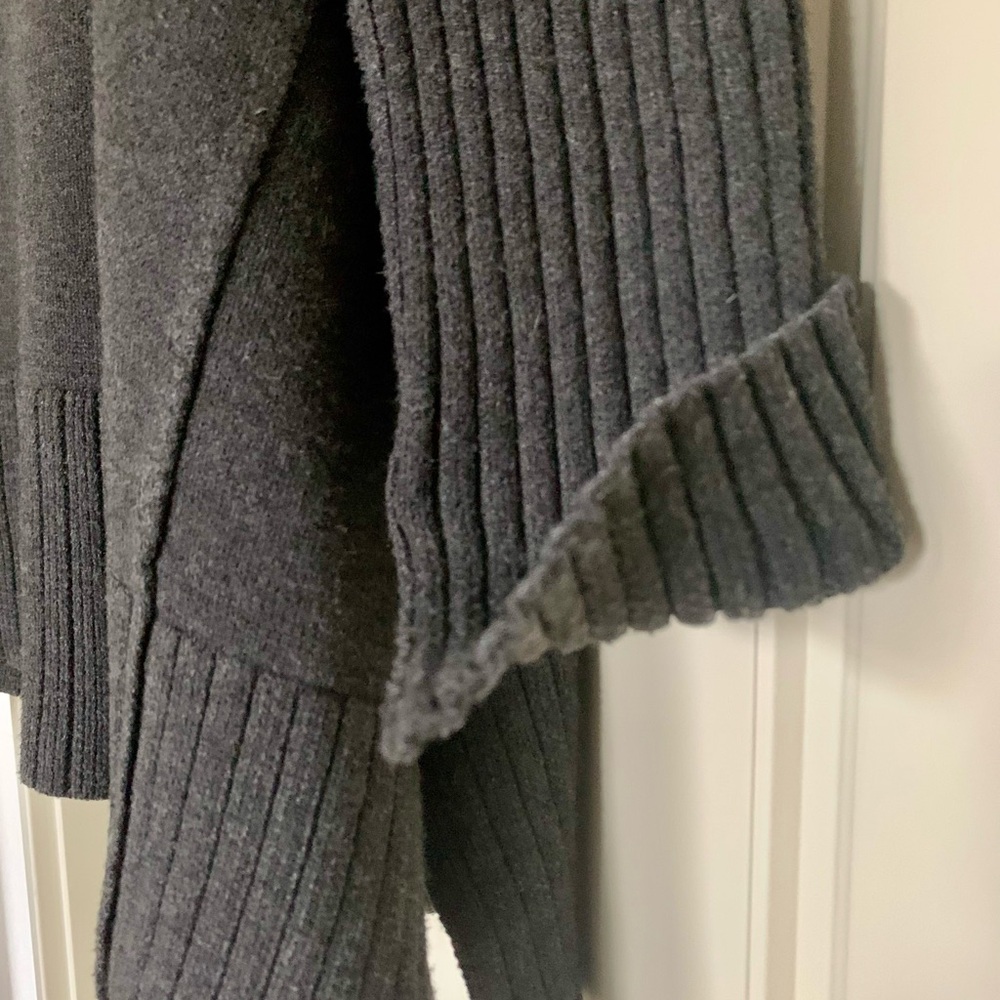 Free People Charcoal Sweater - READ - Picture 3 of 6